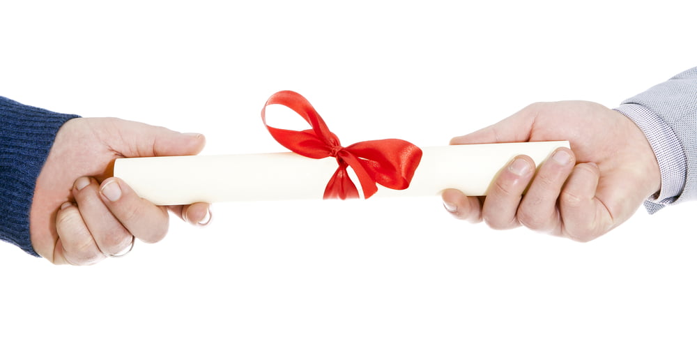 Sua empresa solicitou certificados de curso, e agora? 2 certificado de conclusão de um curso